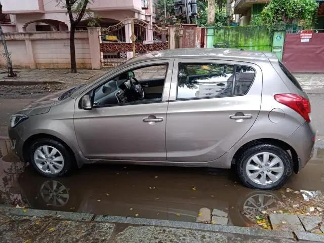 Hyundai i20 Sportz AT 1.4 2014