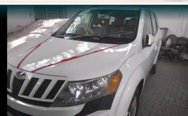 Mahindra XUV500 W8 2WD 2013