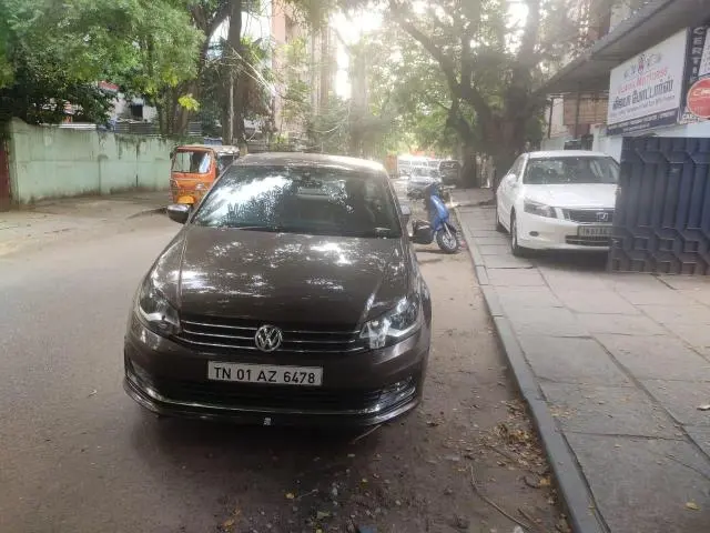 Volkswagen Vento Highline Petrol AT 2016