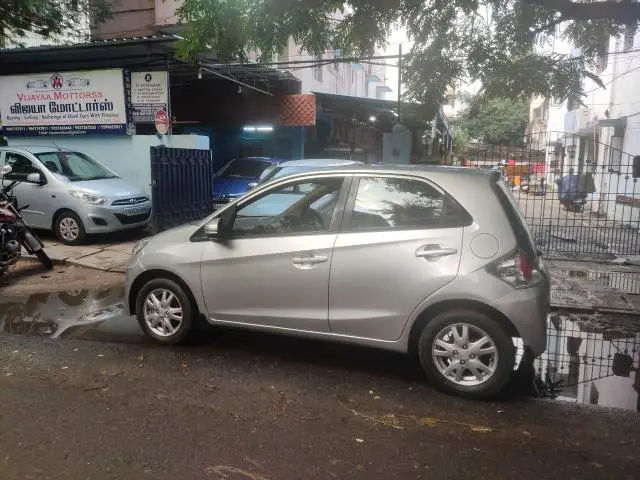 Honda Brio V MT 2015