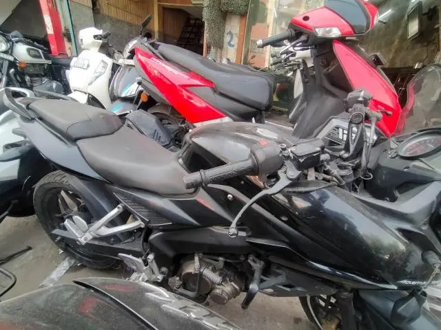 Bajaj Pulsar AS150 2016