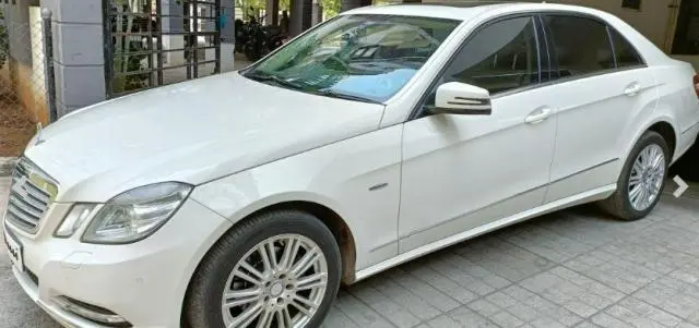 Mercedes-Benz E-Class E 220 CDI Avantgarde 2012