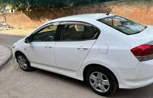 Honda City 1.5 S MT 2009