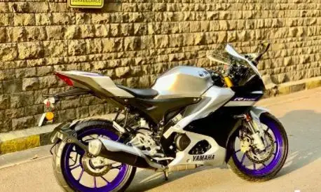 Yamaha YZF-R15 V4 M 2021