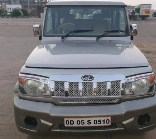 Mahindra Bolero SLE 2015