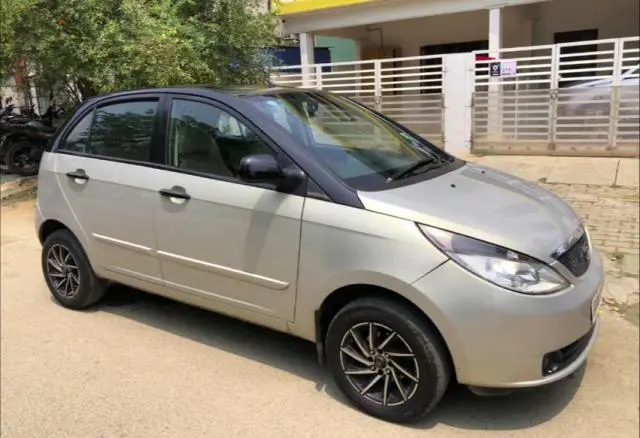 Tata Indica Vista Aura 1.3 Quadrajet 2011