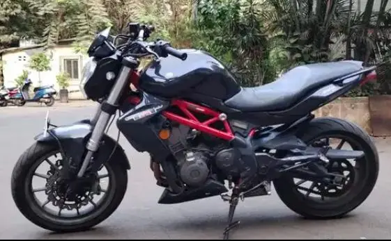 Benelli TNT 300 2017