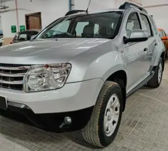 Renault Duster RXL PETROL 104 2013