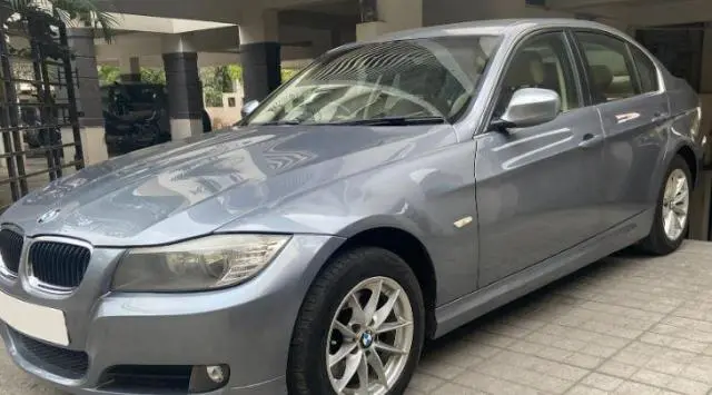 BMW 3 Series 320d 2011