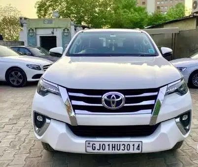 Toyota Fortuner 2.8 4x2 AT 2017