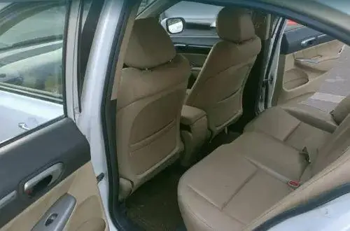 Honda Civic 1.8V MT 2011