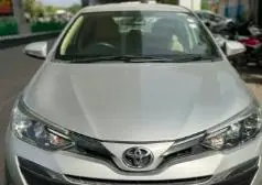 Toyota Yaris V MT 2019