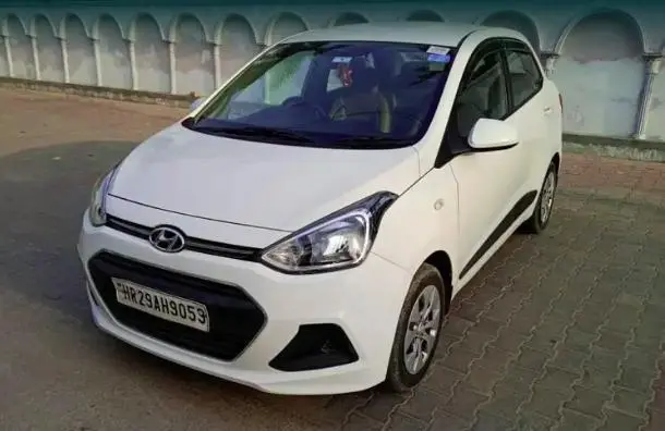 Hyundai Xcent Base 1.2 2015