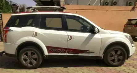 Mahindra XUV500 W8 2014