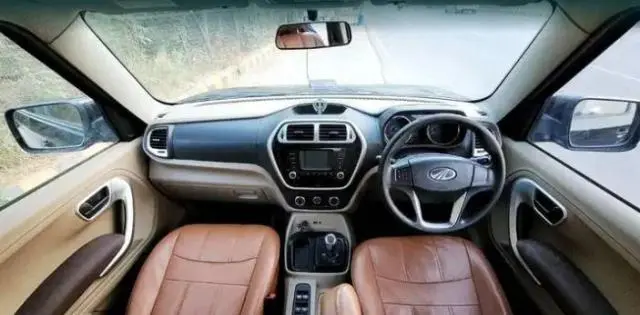 Mahindra TUV300 T8 AMT 2015