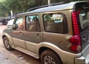 Mahindra Scorpio SLX 2007