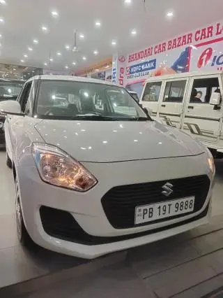 Maruti Suzuki Swift VXi BS6 2021
