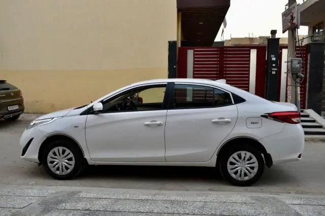 Toyota Yaris J MT BS6 2021