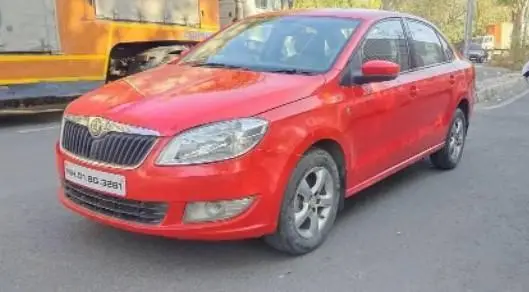Skoda Rapid Elegance 1.6 TDI CR MT 2013