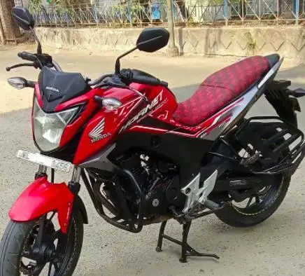 Honda CB Hornet 160R CBS 2016