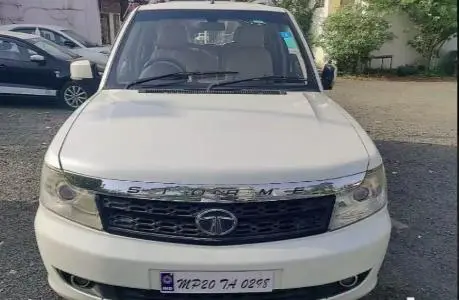 Tata Safari Storme EX 2015