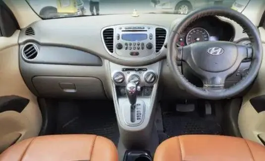 Hyundai i10 Sportz 1.2 AT 2011