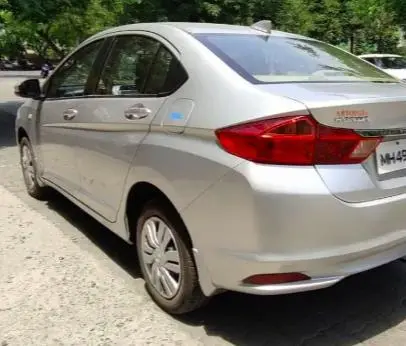 Honda City SV i-DTEC 2016