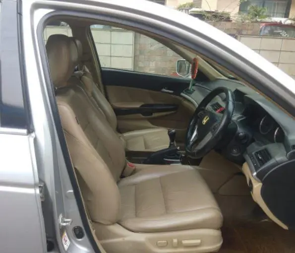 Honda Accord 2.4 ELEGANCE MT 2009