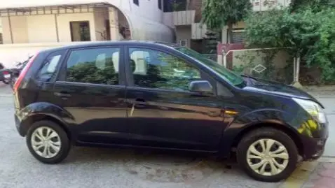 Ford Figo 1.5 TDCI Titanium 2010