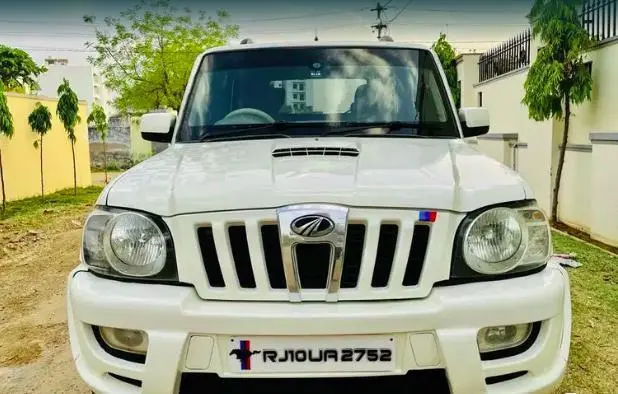 Mahindra Scorpio VLX 2WD BS IV 2012