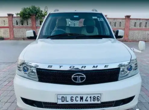 Tata Safari Storme LX 2013