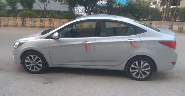 Hyundai Verna 1.6 VTVT S AT 2015