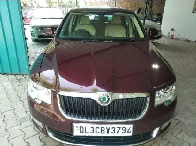 SKODA SUPERB Elegance 1.8 TSI MT 2011