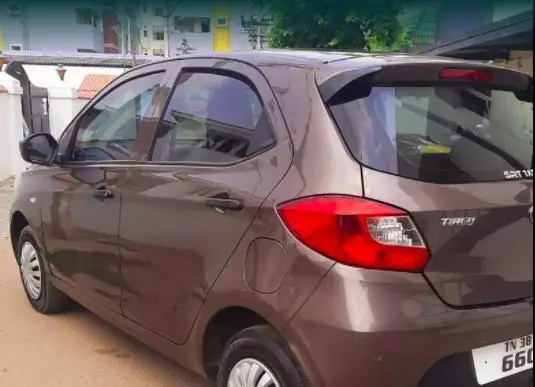 Tata Tiago Revotorq XE 2019