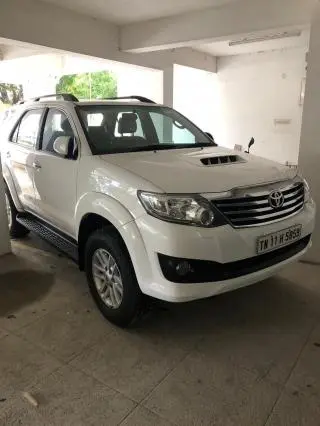 Toyota Fortuner 2.8 4x2 AT 2014