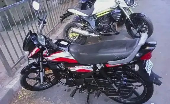 Hero HF Deluxe Kick Alloy 100cc 2019