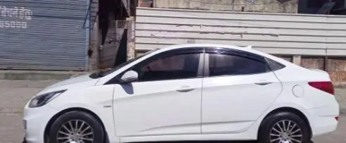 Hyundai Verna Fluidic 1.6 CRDI S 2013