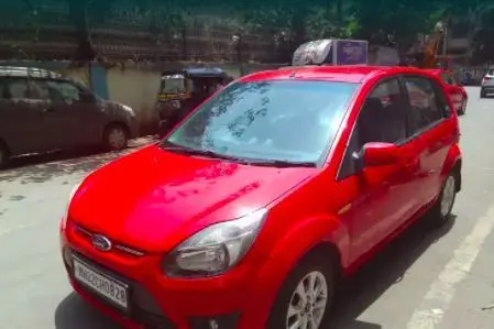 Ford Figo Titanium Plus 1.5 TDCi 2011