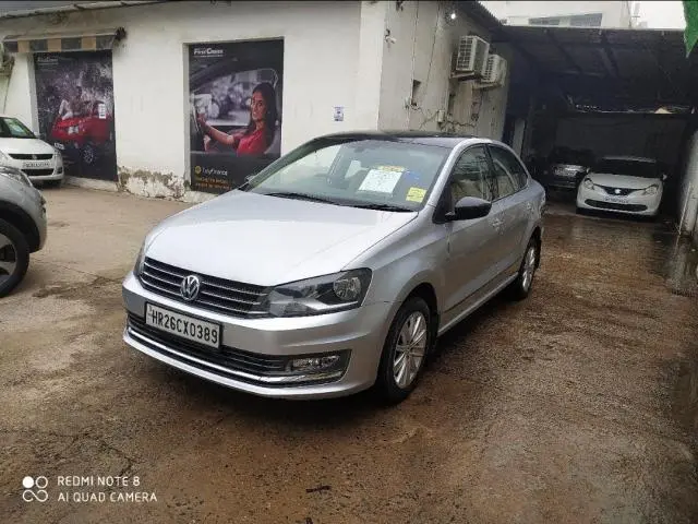 Volkswagen Vento 1.6L Highline 2016