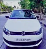 Volkswagen Vento Highline Petrol 2013