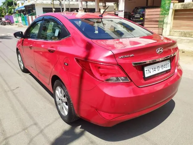 Hyundai Verna 1.6 VTVT S 2015