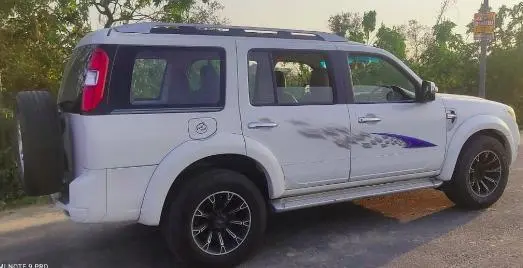 Ford Endeavour 3.0L 4X4 AT 2012