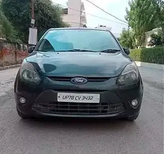 Ford Figo DURATORQ TITANIUM 1.4 2012