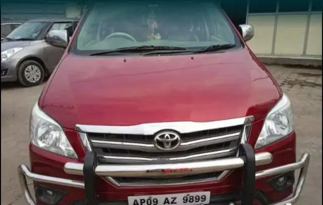 Toyota Innova 2.5 G4 8 STR 2005
