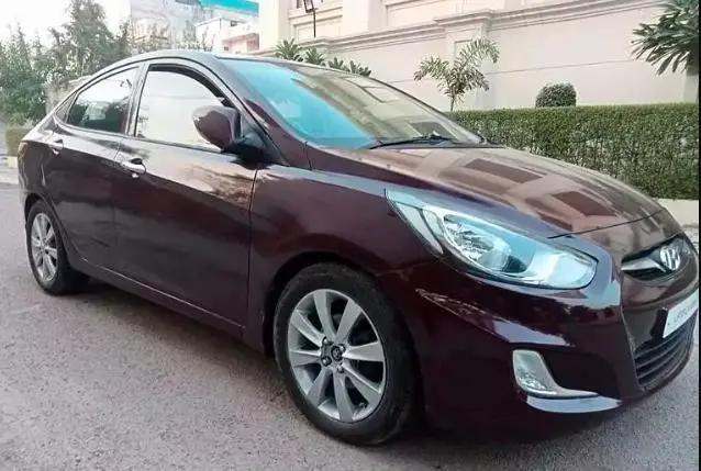 Hyundai Verna FLUIDIC 1.6 CRDI SX 2011