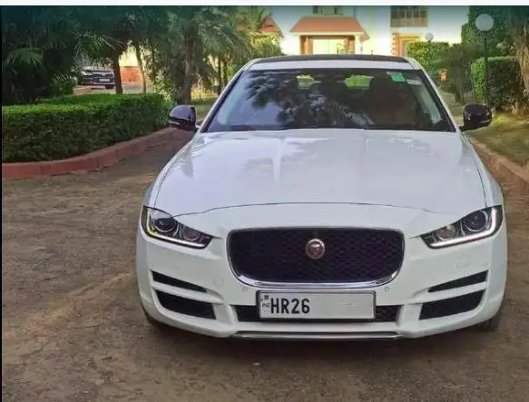 Jaguar XE Portfolio 2017