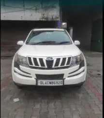 Mahindra XUV500 W8 2012