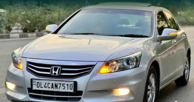 Honda Accord 2.4 i-VTEC MT 2013
