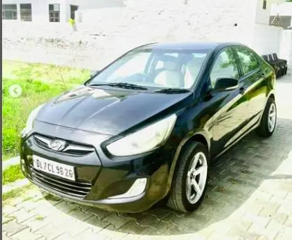 Hyundai Verna 1.6 CRDI SX 2012