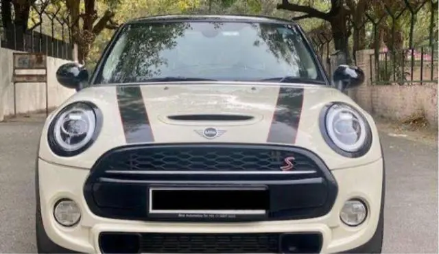 Mini Cooper JCW Hatchback 2021